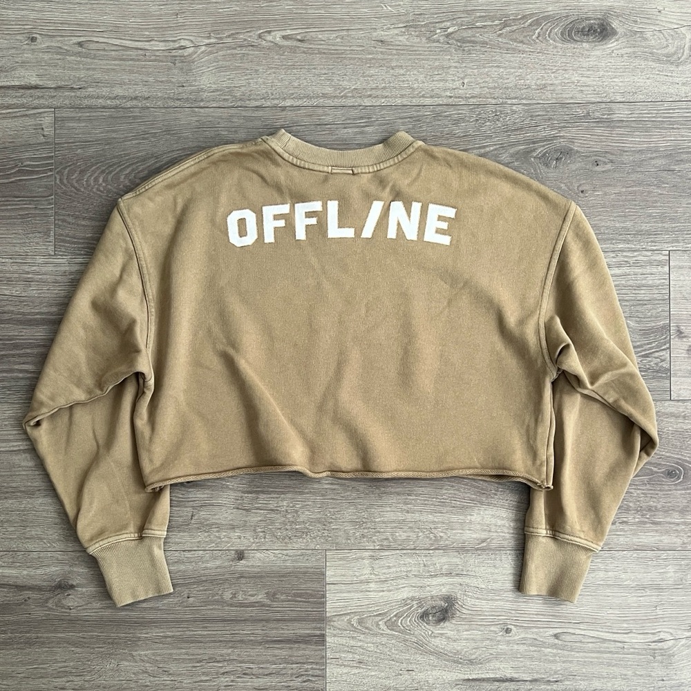 AERIE OFFLINE Throwback Cropped Crewneck Sweatshirt XS Oversized Tan Graphic 90s